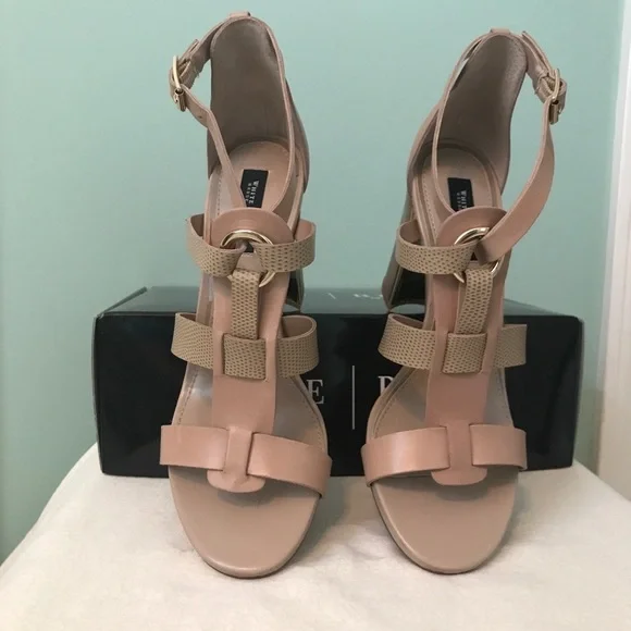 White House Black Market Grommet Detail Sandal 8 - Picture 7 of 9